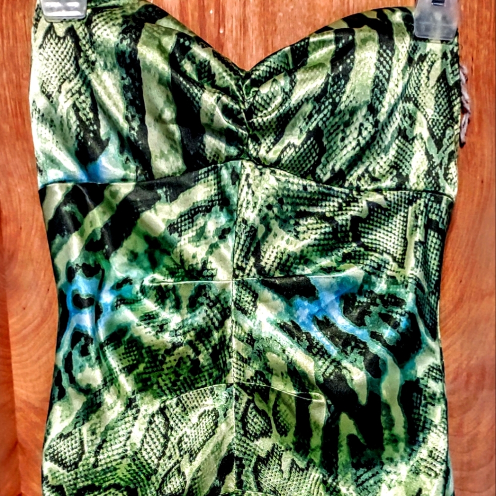 Arden B. Size 0 Strapless Sweetheart Snake Skin Dress